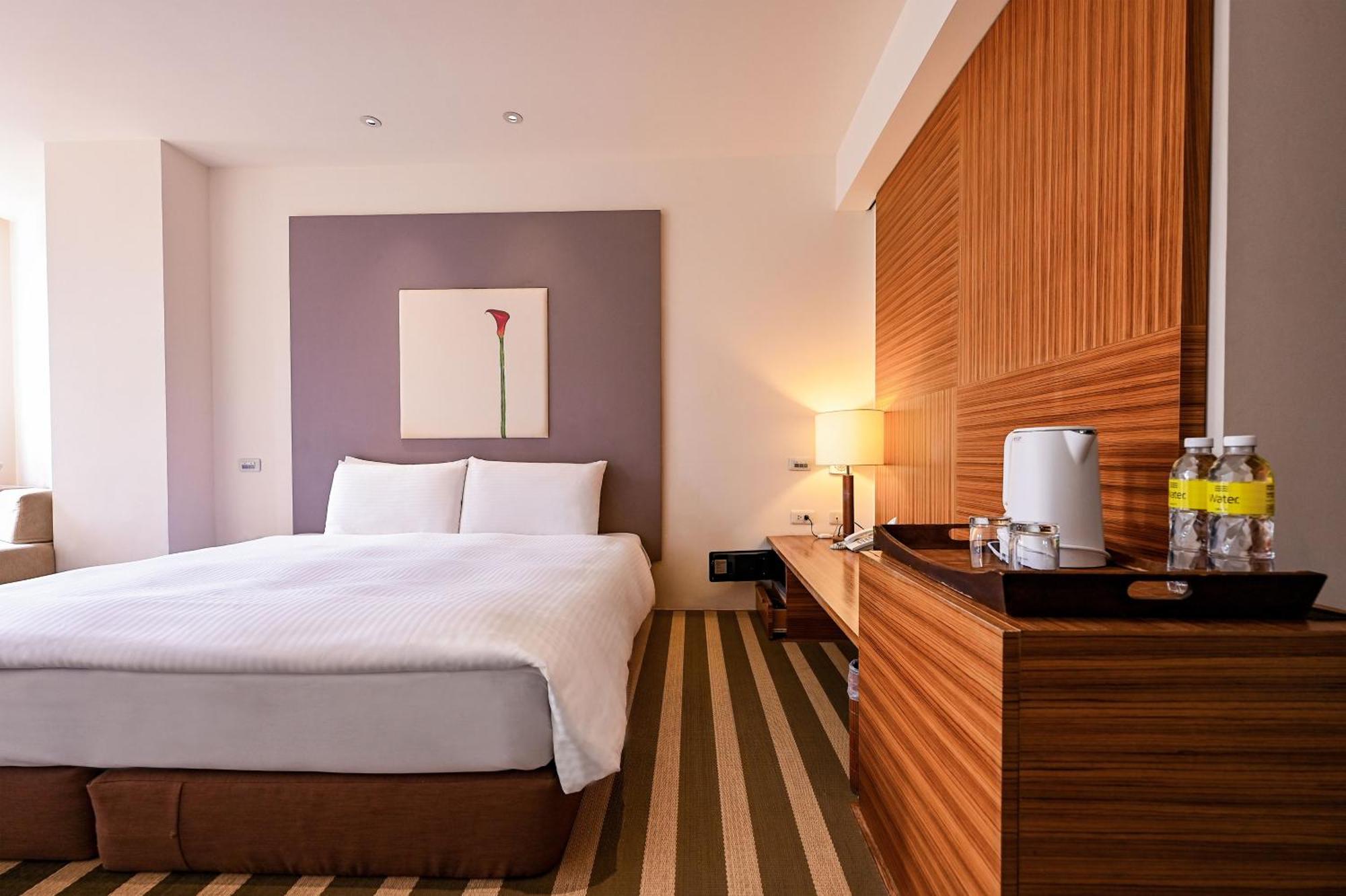 Check Select Yamgmingshan Khu nghỉ mát 4*